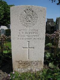 Charleroi Communal Cemetery - Hopkins, Lawrence Percy