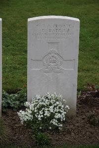 Nine Elms British Cemetery - Bates, Ellis