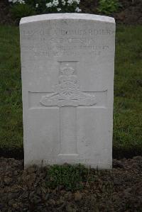 Nine Elms British Cemetery - Bateson, Herbert Sykes