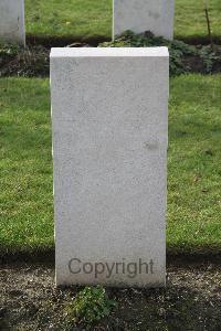 Nine Elms British Cemetery - Behnk, August