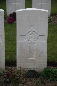 Nine Elms British Cemetery - Bennett, Thomas William Henry