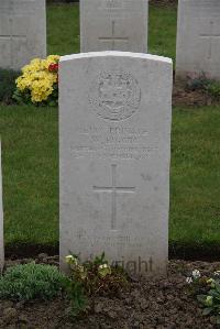 Nine Elms British Cemetery - Biggin, William