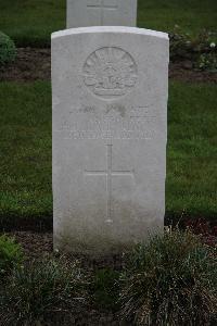 Nine Elms British Cemetery - Boesenberg, C J