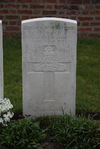 Nine Elms British Cemetery - Booth, H