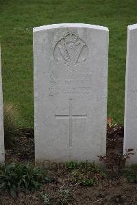 Nine Elms British Cemetery - Boyle, M