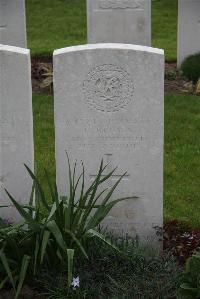 Nine Elms British Cemetery - Brown, Daniel