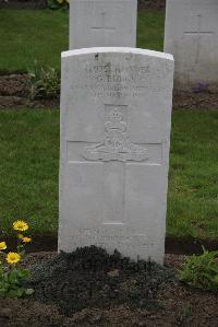 Nine Elms British Cemetery - Budge, G