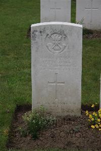 Nine Elms British Cemetery - Buncombe, John Edward