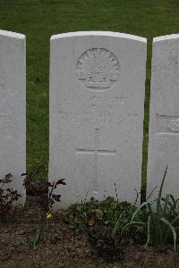 Nine Elms British Cemetery - Cain, D