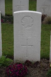 Nine Elms British Cemetery - Clark, R G