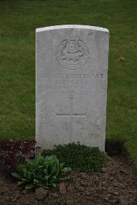 Nine Elms British Cemetery - Cole, Clarence Claridge
