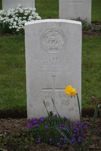 Nine Elms British Cemetery - Cox, E