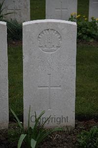 Nine Elms British Cemetery - Cox, Frank