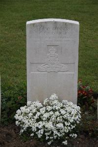 Nine Elms British Cemetery - Crouch, George Frank