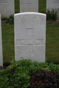 Nine Elms British Cemetery - Davidson, Horace