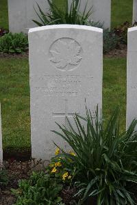 Nine Elms British Cemetery - Davis, C W