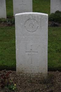 Nine Elms British Cemetery - Dawson, George Percy