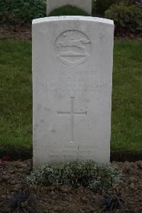 Nine Elms British Cemetery - Dean, T