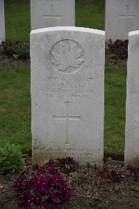 Nine Elms British Cemetery - Duff, William Selkirk