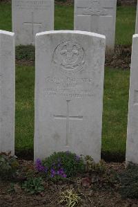 Nine Elms British Cemetery - Duker, T