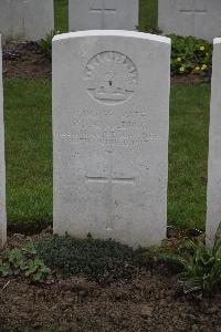 Nine Elms British Cemetery - Goulding, P J