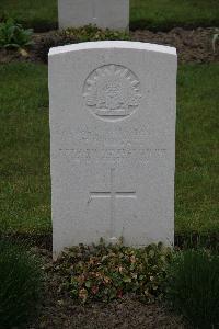 Nine Elms British Cemetery - Guyatt, Thomas Percy