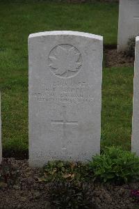Nine Elms British Cemetery - Harris, Robert Thomas