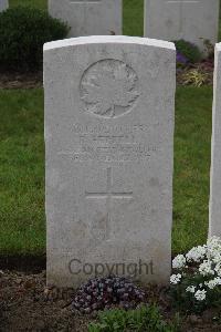 Nine Elms British Cemetery - Heppell, Robert