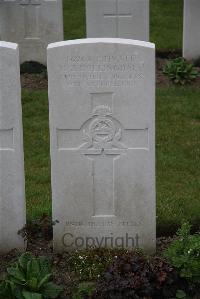 Nine Elms British Cemetery - Hollingdale, Maurice John