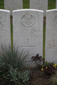 Nine Elms British Cemetery - Hollis, Thomas
