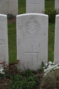 Nine Elms British Cemetery - Holloway, J H