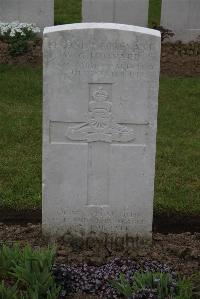 Nine Elms British Cemetery - Howard, William George