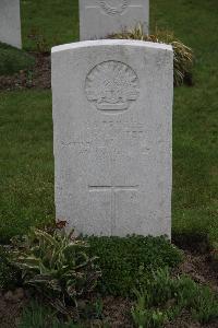 Nine Elms British Cemetery - Hunter, William Percy