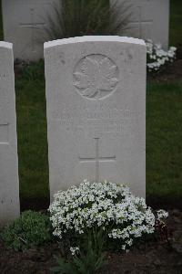 Nine Elms British Cemetery - Johns, Norman Wellington