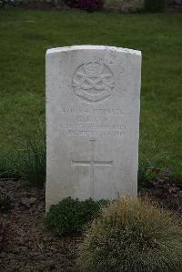 Nine Elms British Cemetery - Kaye, G