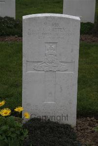Nine Elms British Cemetery - Lattey, James Cumming
