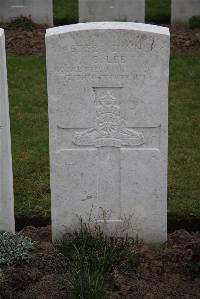 Nine Elms British Cemetery - Lee, C