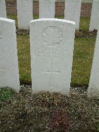 Nine Elms British Cemetery - MacDonald, Ronald