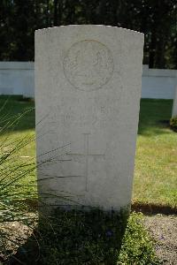Hyde Park Corner (Royal Berks) Cemetery - Cameron, Archibald