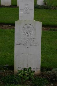 Authuile Military Cemetery - Banks, Harry
