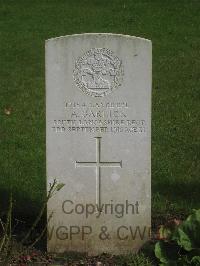 Authuile Military Cemetery - Garlick, A