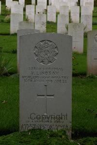 Authuile Military Cemetery - Lindsay, W
