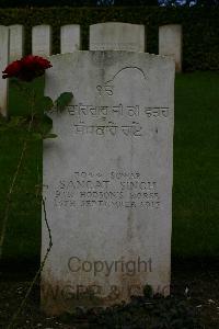 Authuile Military Cemetery - Sangat Singh, 