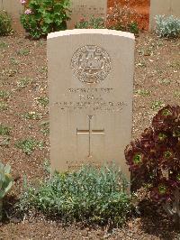 Medjez-El-Bab War Cemetery - Ball, Thomas