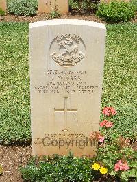 Medjez-El-Bab War Cemetery - Barr, James Walter