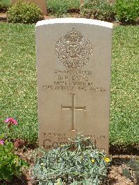 Medjez-El-Bab War Cemetery - Bates, Douglas Roye