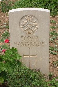 Medjez-El-Bab War Cemetery - Bloor, Lawrence Eccleshave