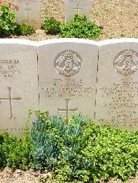 Medjez-El-Bab War Cemetery - Clarke, Raymond Cyril
