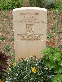 Medjez-El-Bab War Cemetery - Cryer, Ezra