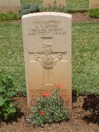 Medjez-El-Bab War Cemetery - Davies, Charles Neville